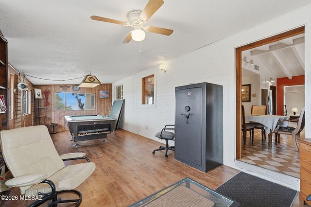 3890 E Defiance Street, Oracle, AZ 85623