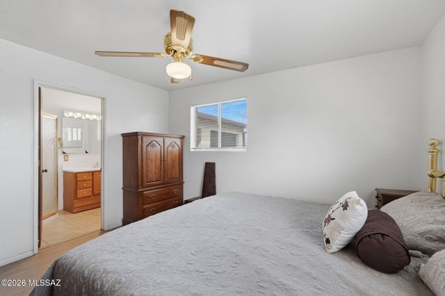 3890 E Defiance Street, Oracle, AZ 85623