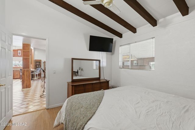 3890 E Defiance Street, Oracle, AZ 85623