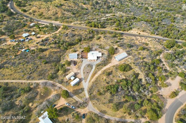 3890 E Defiance Street, Oracle, AZ 85623