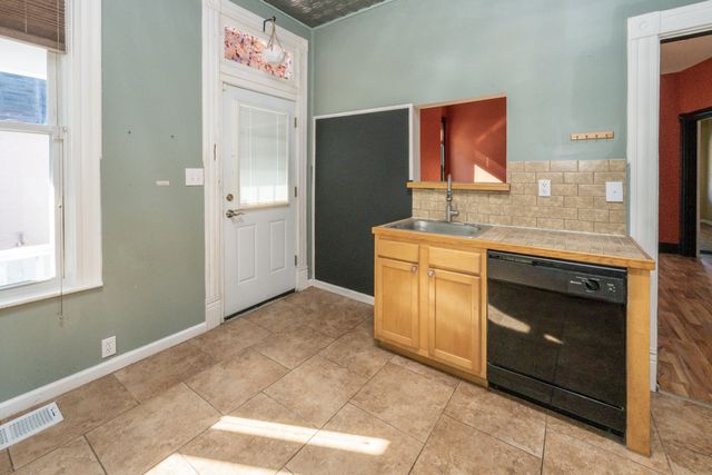 15 Catalpa Street, Covington, KY 41014