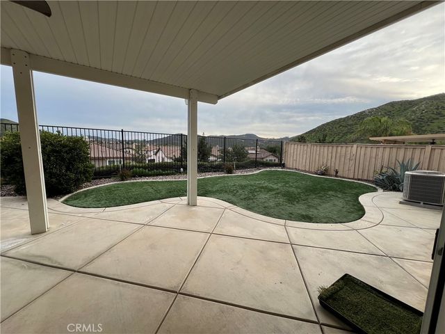 35429 Saddle Hill, Lake Elsinore, CA 92532