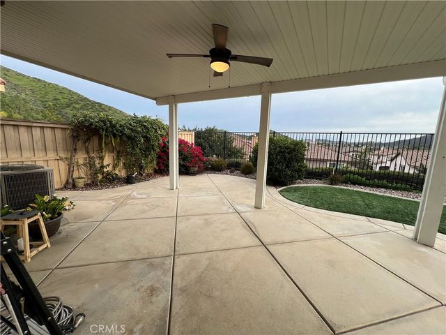 35429 Saddle Hill, Lake Elsinore, CA 92532