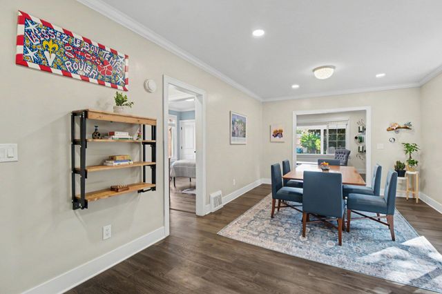 907 University Place, Grosse Pointe City, MI 48230