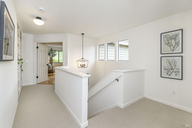 493 Fieldstone Dr, Novato, CA 94945