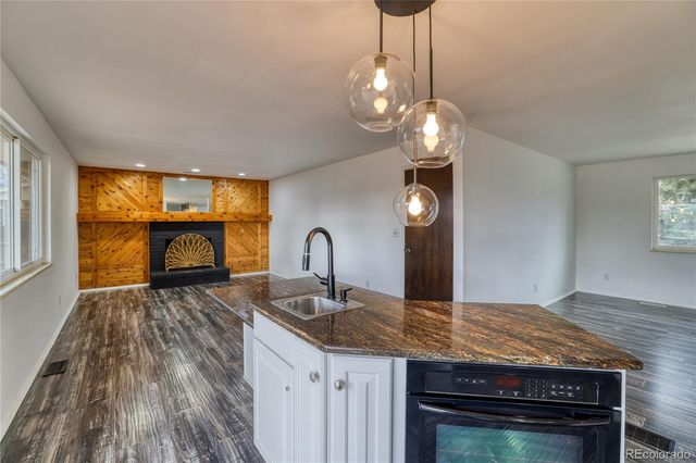 949 Mountain View Drive, Castle Rock, CO 80104