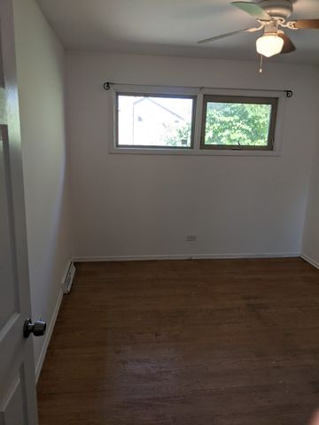 822 Skokie Boulevard E, Wilmette, IL 60091
