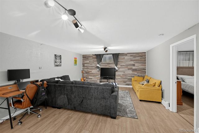 2288 S Sherman Street, Denver, CO 80210