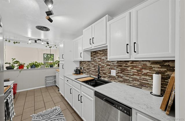 2288 S Sherman Street, Denver, CO 80210