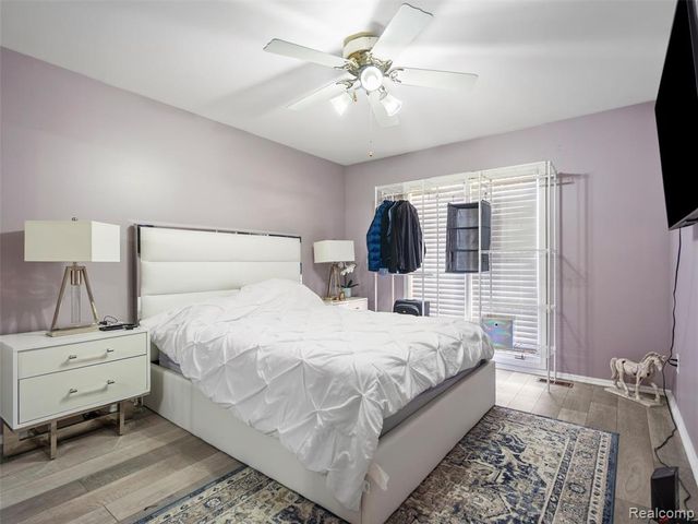 43043 W Kirkwood Drive, Clinton Township, MI 48038