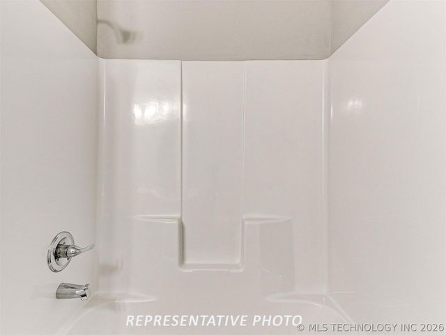 7219 E 134th Street S, Bixby, OK 74008