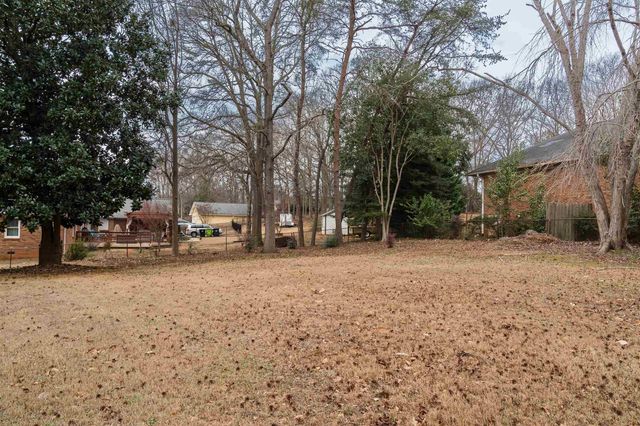 410 Thornhill Drive, Spartanburg, SC 29301