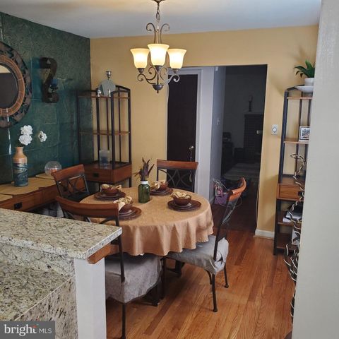 7404 DRYDEN PL, Clinton, MD 20735
