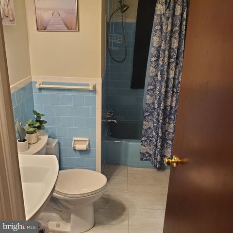 7404 DRYDEN PL, Clinton, MD 20735