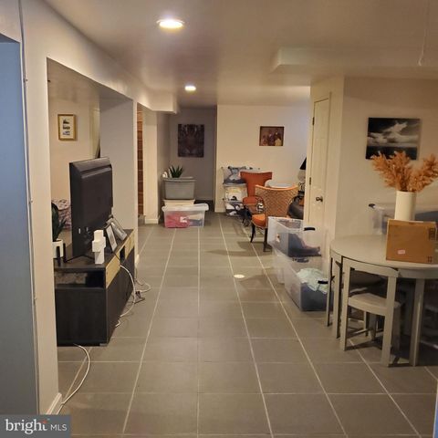 7404 DRYDEN PL, Clinton, MD 20735