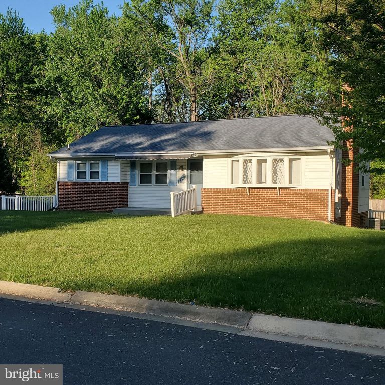7404 DRYDEN PL, Clinton, MD 20735