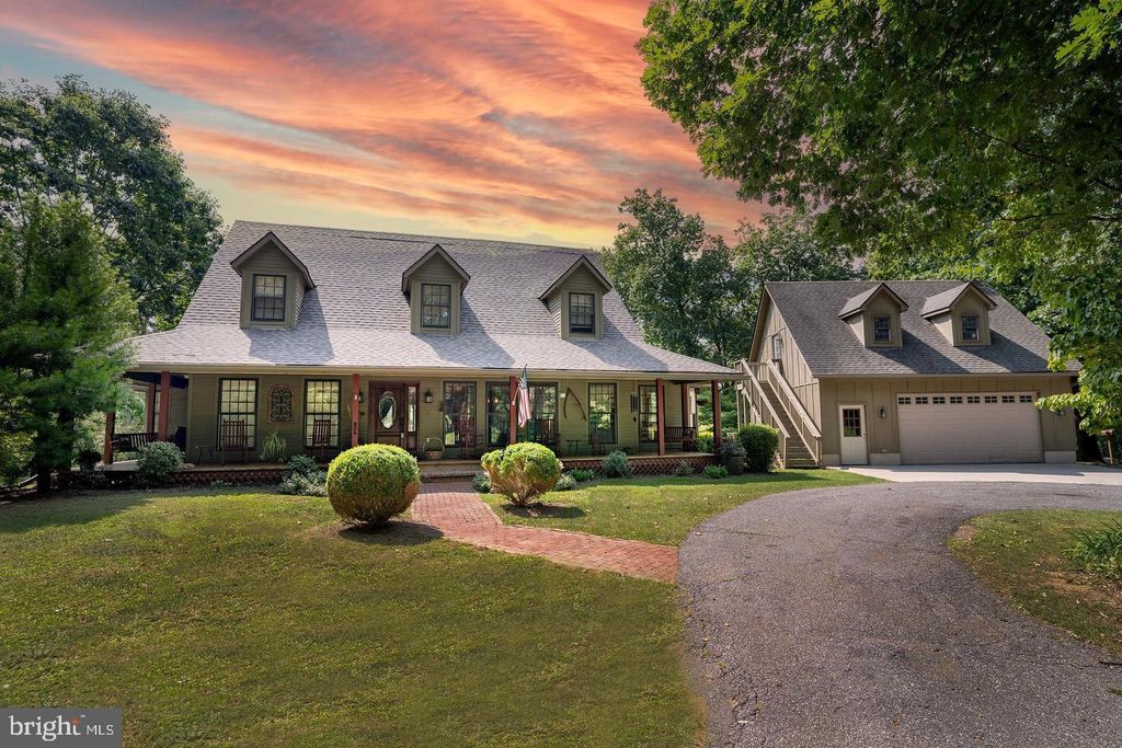 2862 COX RIDGE DR, Westminster, MD 21157