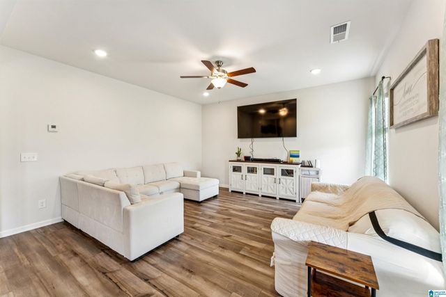 952 RIDGEWAY LANE, Columbiana, AL 35051
