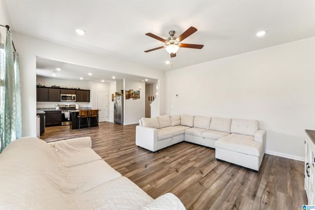 952 RIDGEWAY LANE, Columbiana, AL 35051