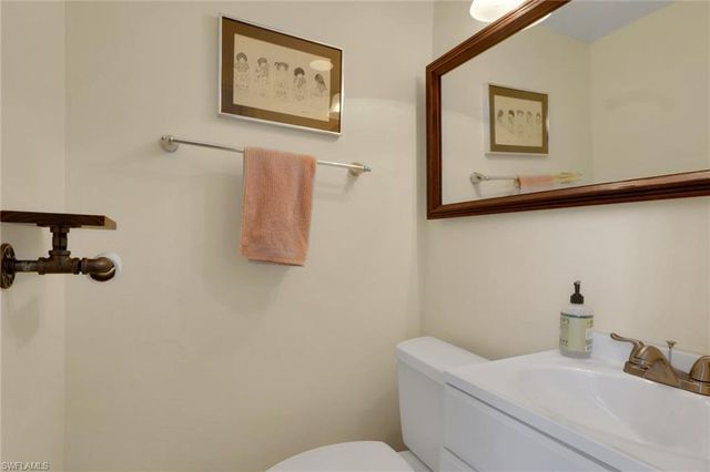 1400 Blue Point AVE 208, Naples, FL 34102