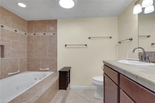 1400 Blue Point AVE 208, Naples, FL 34102