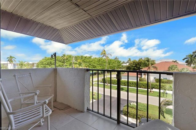 1400 Blue Point AVE 208, Naples, FL 34102
