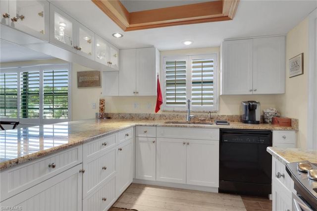 1400 Blue Point AVE 208, Naples, FL 34102