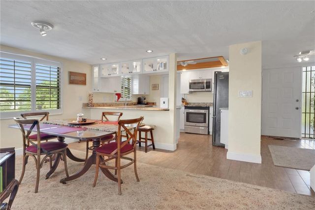 1400 Blue Point AVE 208, Naples, FL 34102