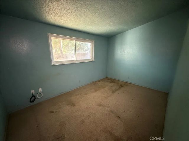 1152 E Drummond, Fresno, CA 93706