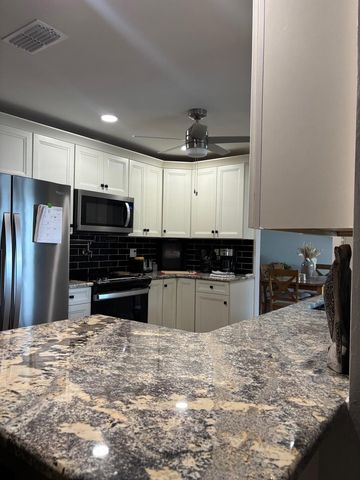 17071 Waters Edge Circle, North Fort Myers, FL 33917