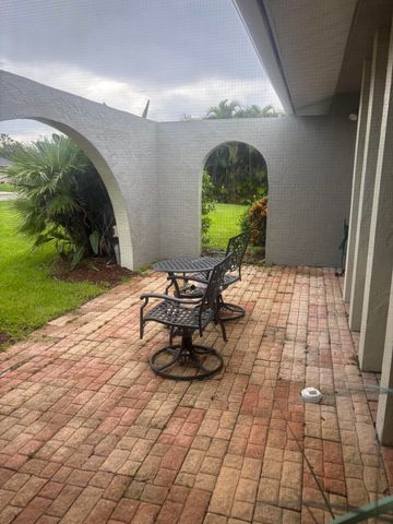 17071 Waters Edge Circle, North Fort Myers, FL 33917