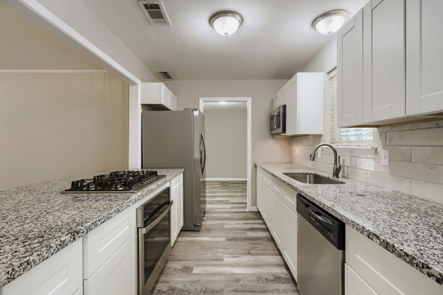 6946 Hunnicut Place, Dallas, TX 75227