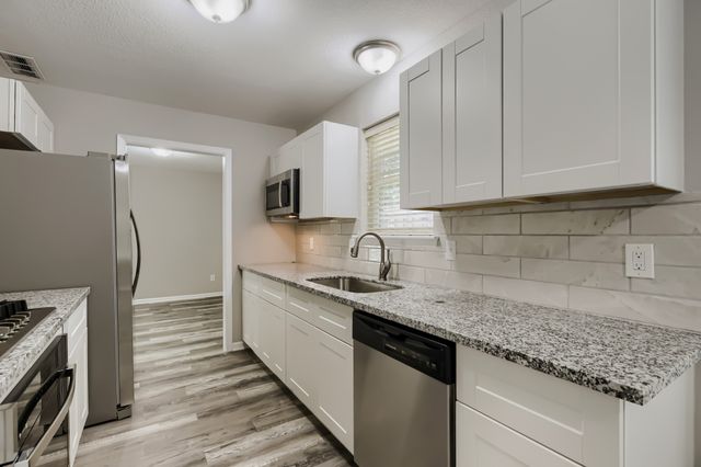 6946 Hunnicut Place, Dallas, TX 75227