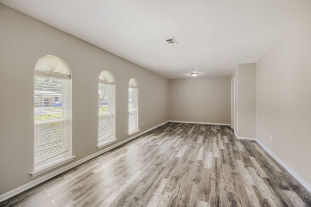 6946 Hunnicut Place, Dallas, TX 75227