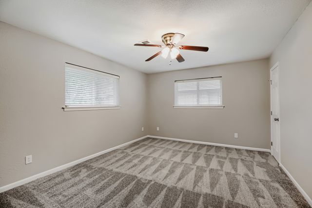 6946 Hunnicut Place, Dallas, TX 75227