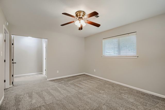 6946 Hunnicut Place, Dallas, TX 75227