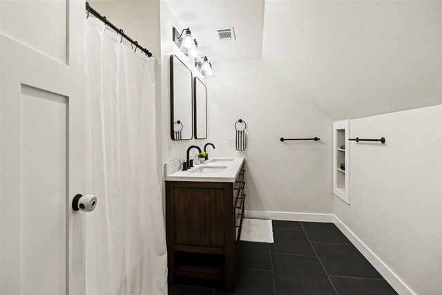 619 S Amber Road, Scottville, MI 49454