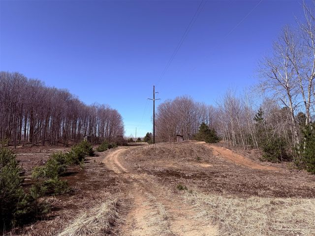 619 S Amber Road, Scottville, MI 49454