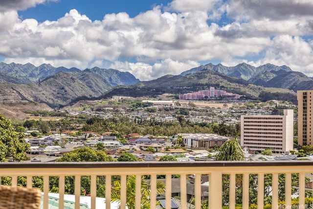 3376 Ala Laulani Street, Honolulu, HI 96818