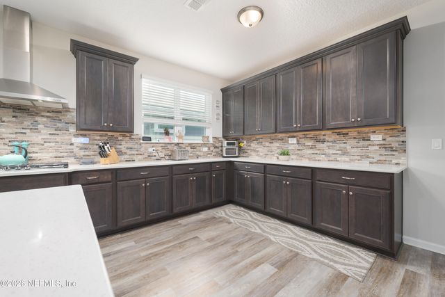 607 WILLOW LAKE Drive, St. Augustine, FL 32092