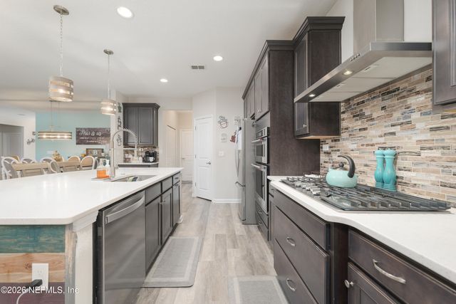 607 WILLOW LAKE Drive, St. Augustine, FL 32092