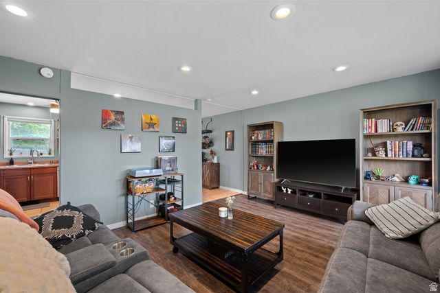1078 N VALENTINE ST, Salt Lake City, UT 84116