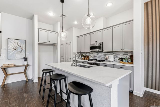 7914 ROANOKE RUN, San Antonio, TX 78240