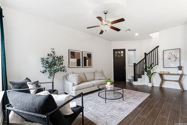 7914 ROANOKE RUN, San Antonio, TX 78240