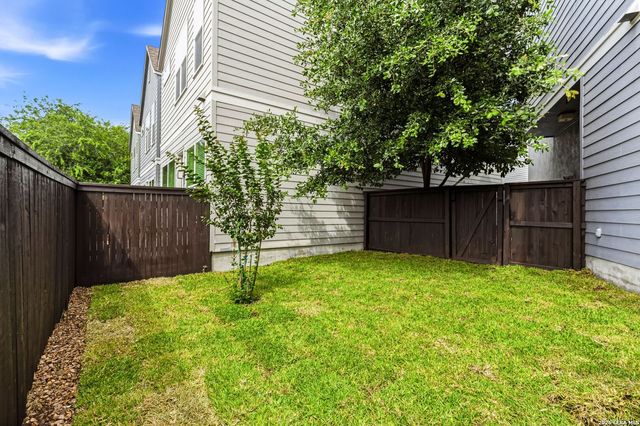 7914 ROANOKE RUN, San Antonio, TX 78240