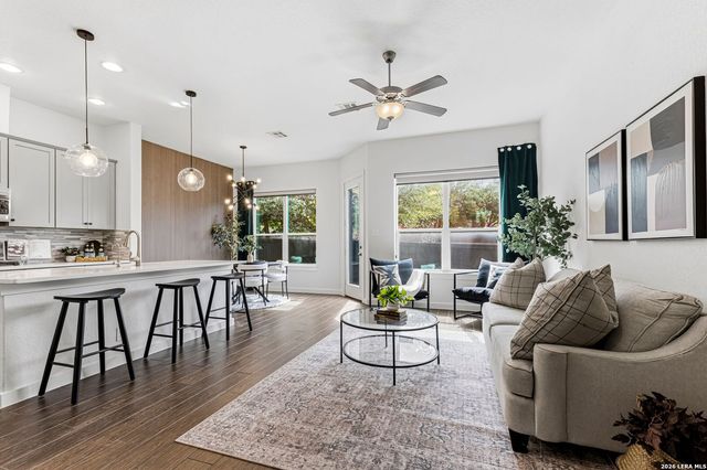 7914 ROANOKE RUN, San Antonio, TX 78240