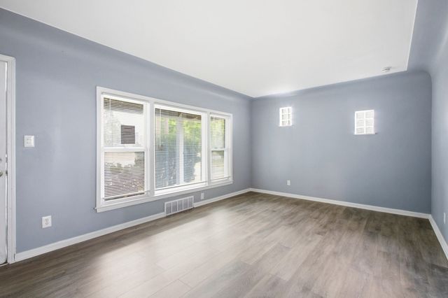18990 Hamburg Street, Detroit City, MI 48205