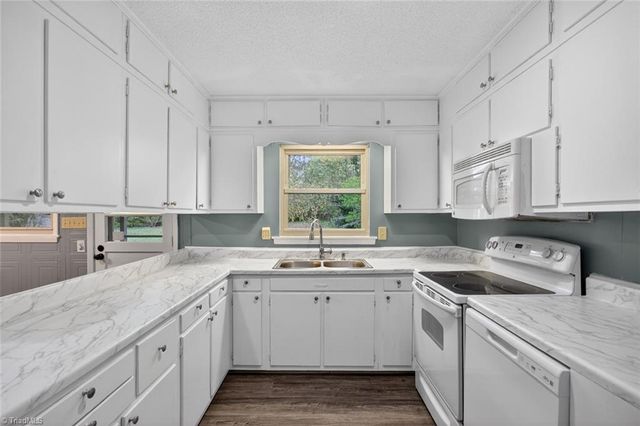 113 Green Valley Road, Greensboro, NC 27408