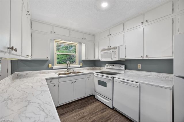 113 Green Valley Road, Greensboro, NC 27408