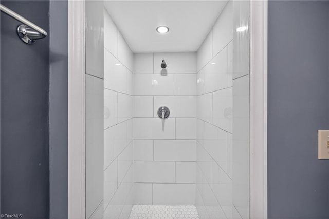 113 Green Valley Road, Greensboro, NC 27408